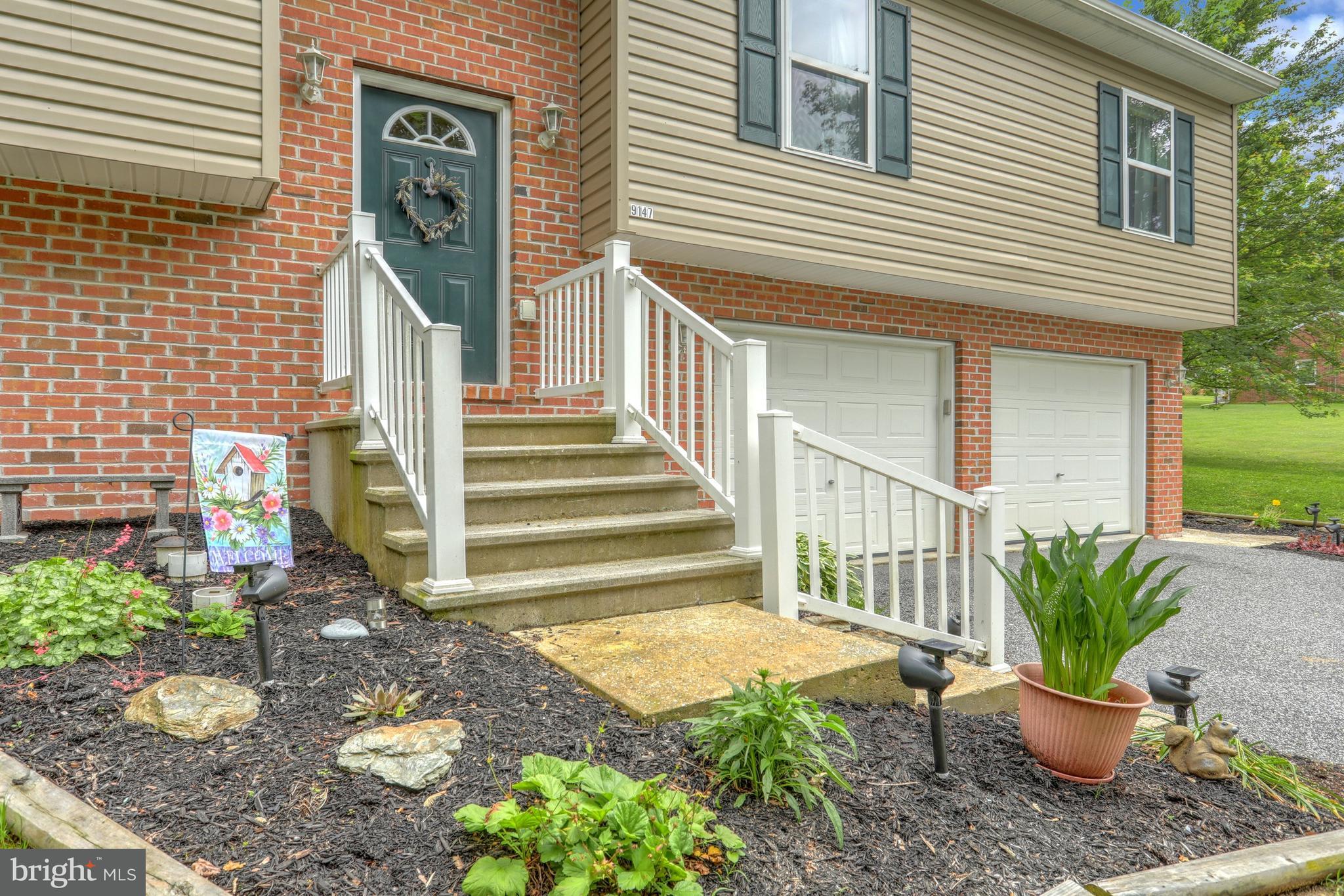 9147 East Springfield Road Seven Valleys, PA 17360 - Photo 4 of 28