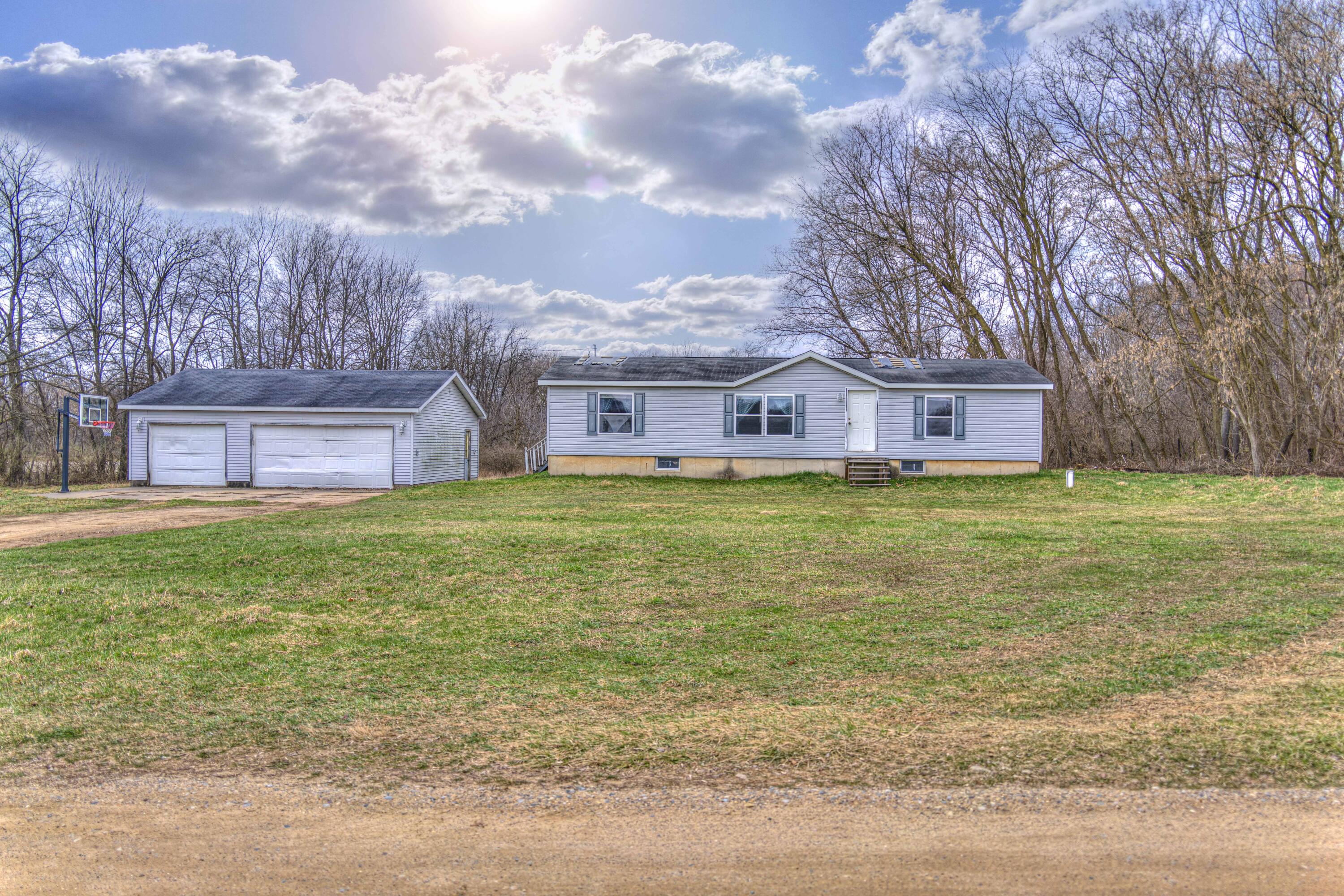 15215 Heaney Road Albion, MI 49224 - Photo 1 of 33 15215 Heaney Rd 03