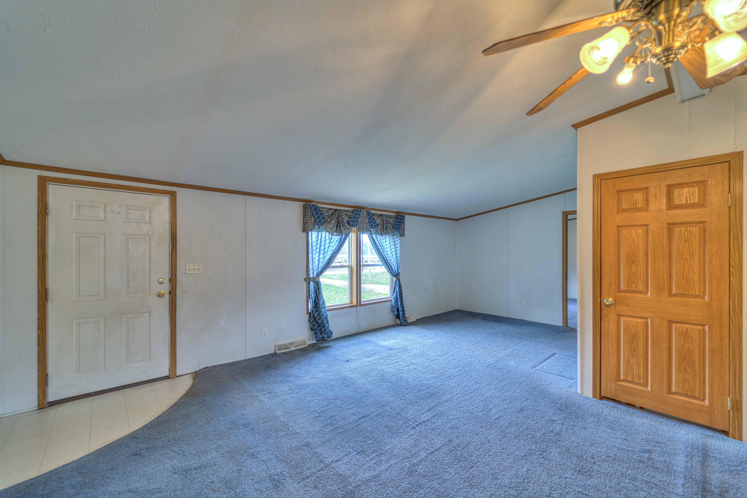 15215 Heaney Road Albion, MI 49224 - Photo 7 of 33 15215 Heaney Rd 20