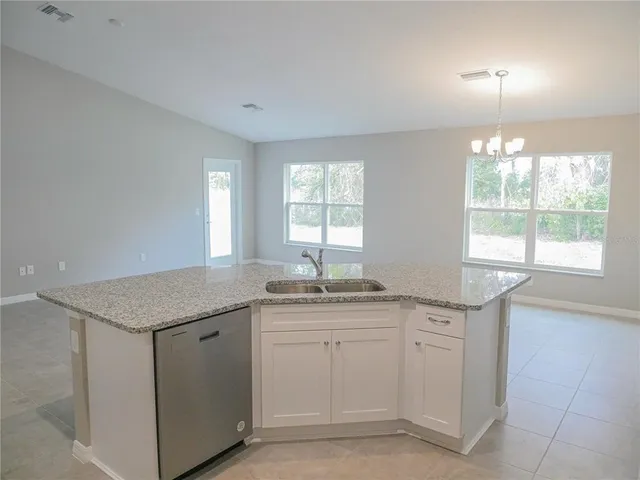 $304,400 | 4473 Northwest 48th Lane, Ocala, FL 34482