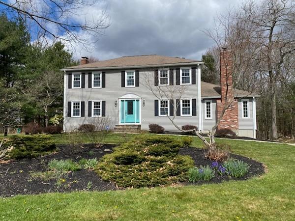 34 Ridge Road Norfolk, MA 02056 - Photo 1 of 36 Gallery Image 1