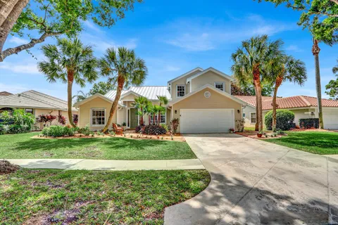 $1,050,000 | 18780 Misty Lake Drive, Jupiter, FL 33458