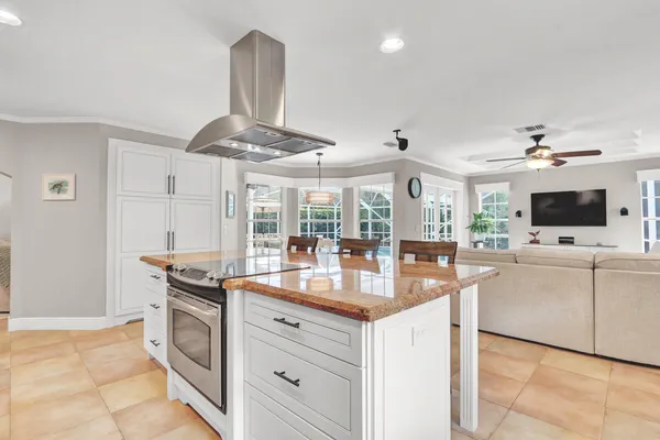 $1,050,000 | 18780 Misty Lake Drive, Jupiter, FL 33458