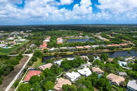 $1,050,000 | 18780 Misty Lake Drive, Jupiter, FL 33458