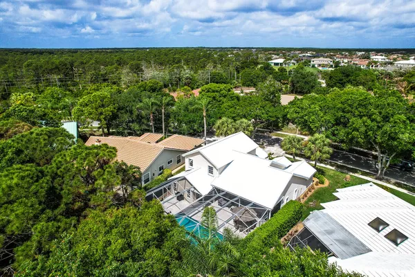 $1,050,000 | 18780 Misty Lake Drive, Jupiter, FL 33458