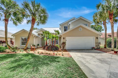 $1,050,000 | 18780 Misty Lake Drive, Jupiter, FL 33458