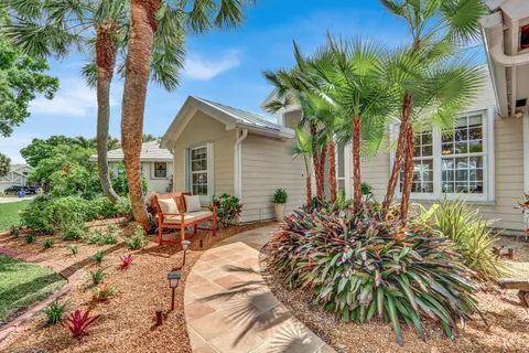 $1,050,000 | 18780 Misty Lake Drive, Jupiter, FL 33458