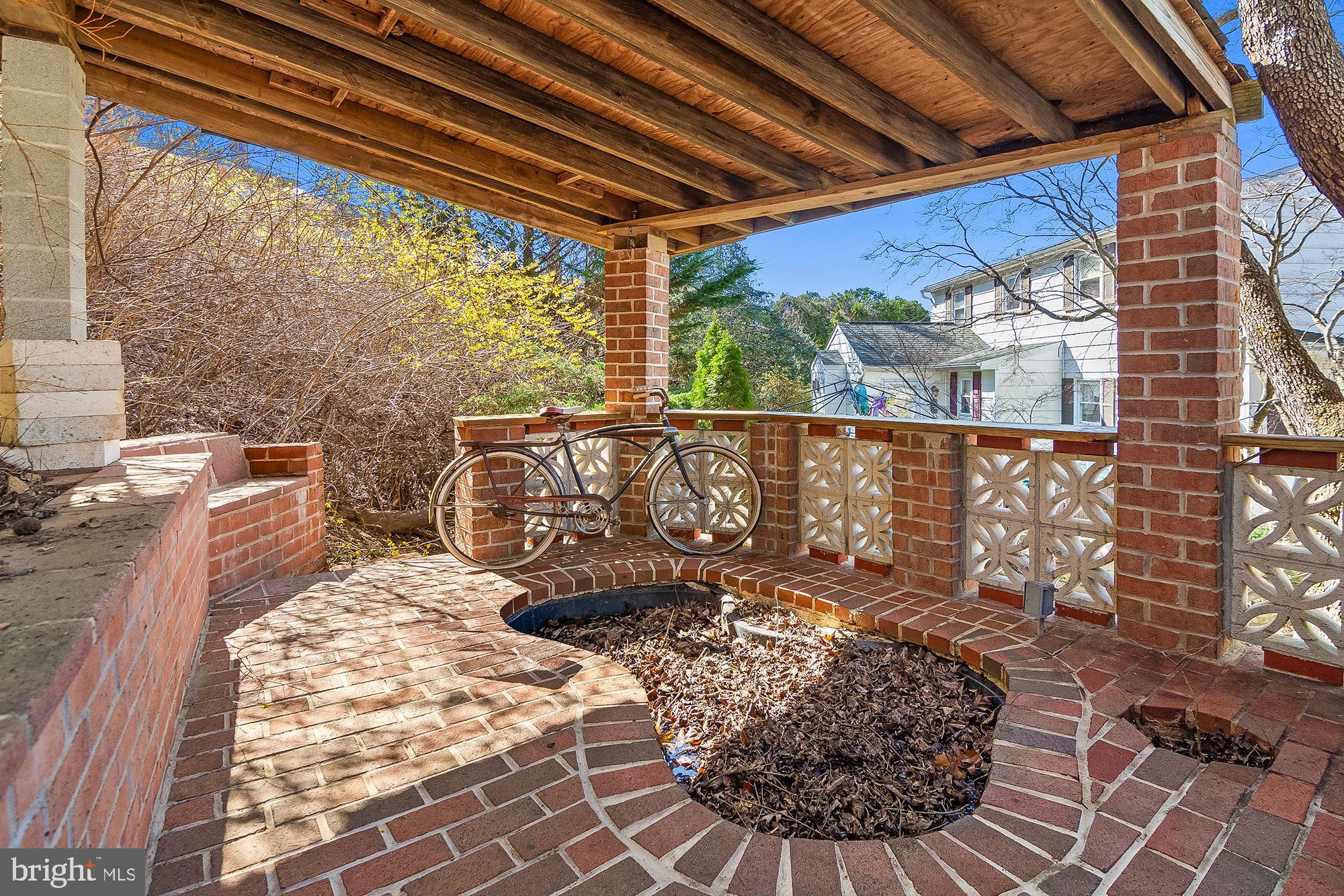 13 Moray Court Baltimore, MD 21236 - Photo 52 of 55 a view of a porch