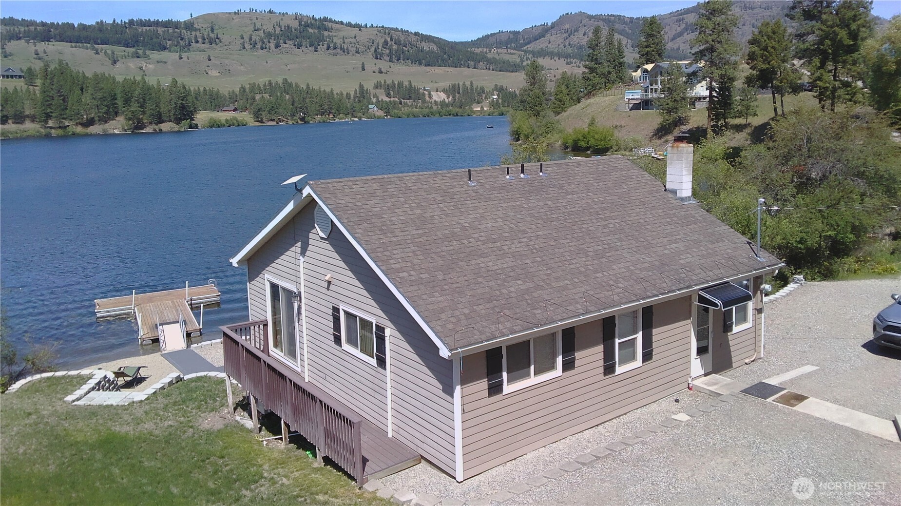 6 Marions Cove Road Republic, WA 99166 - Photo 29 of 33 an aerial view of a house with a yard
