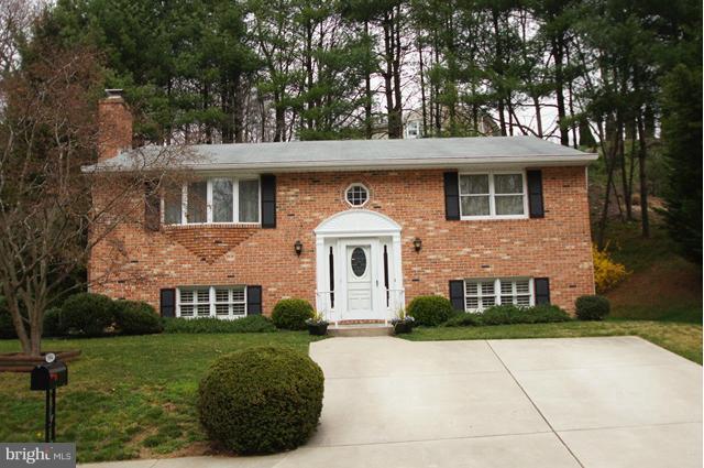 9504 Dundawan Road Nottingham, MD 21236 - Photo 30 of 30 front view of a house with a yard