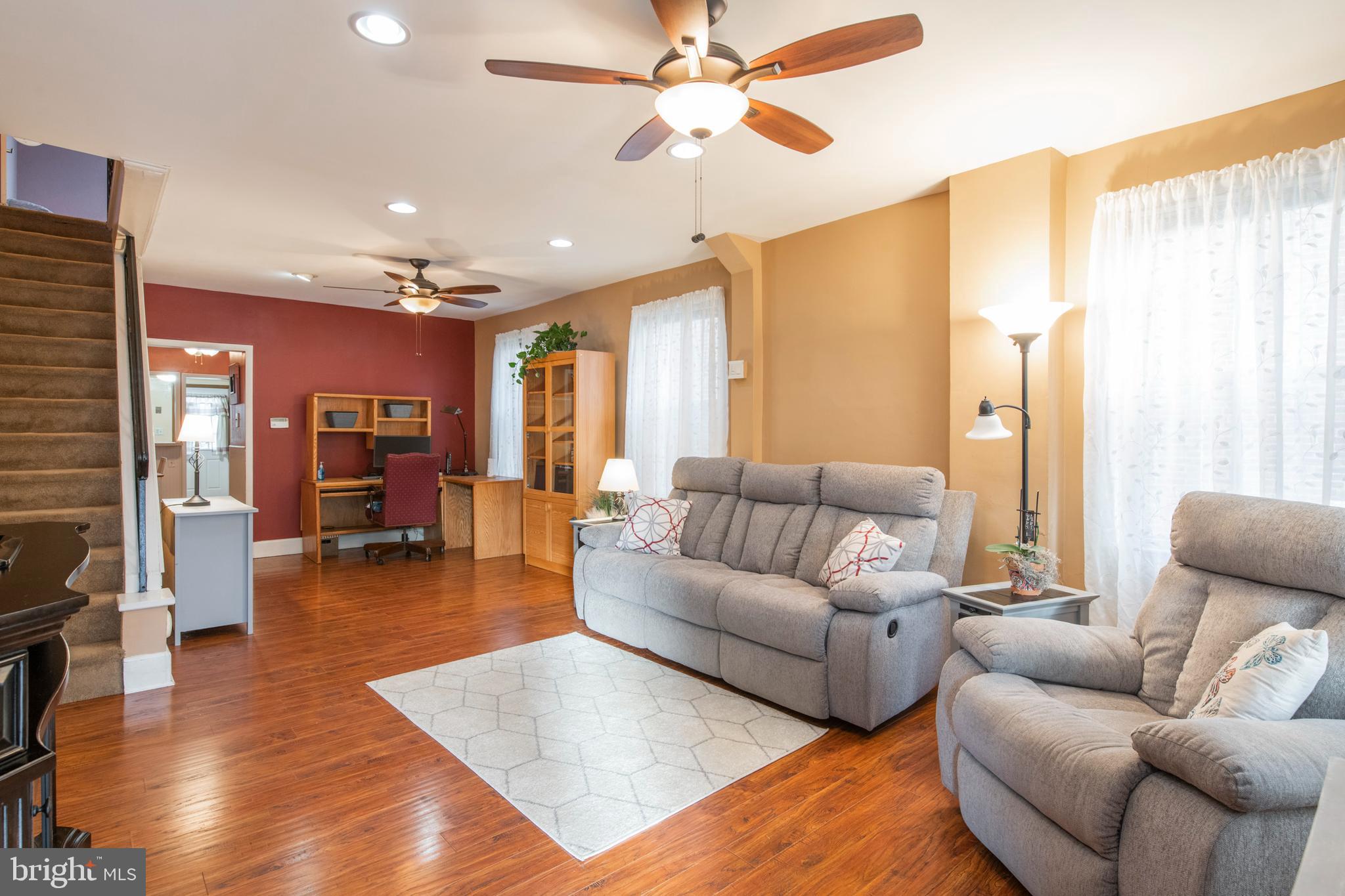 6741 Martins Mill Road Philadelphia, PA 19111 - Photo 3 of 28 Gallery Image 3