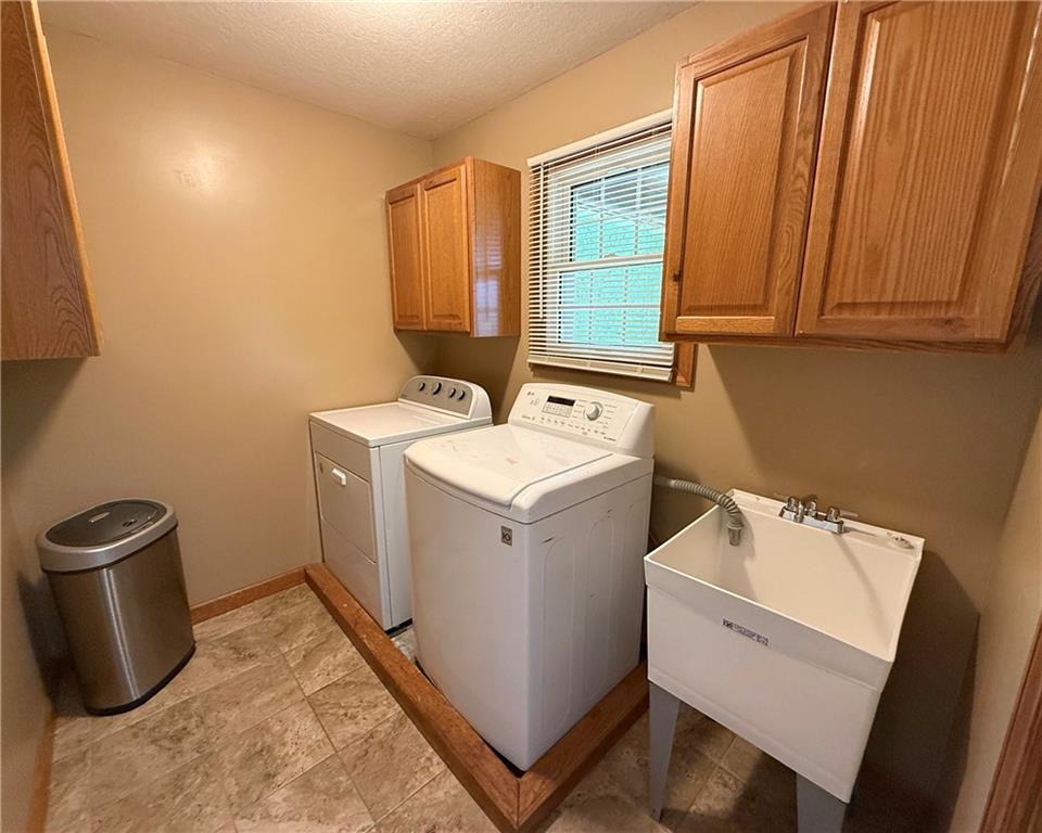 211 Warren Road Warrendale, PA 15086 - Photo 18 of 50 Gallery Image 18