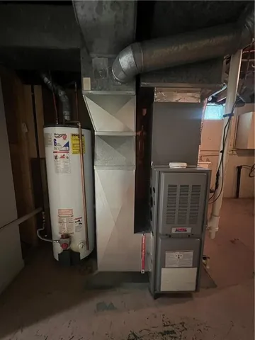 $235,000 | 1208 South Murray Avenue, Sedalia, MO 65301