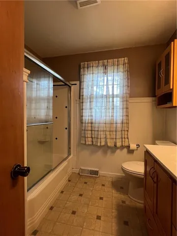 $235,000 | 1208 South Murray Avenue, Sedalia, MO 65301