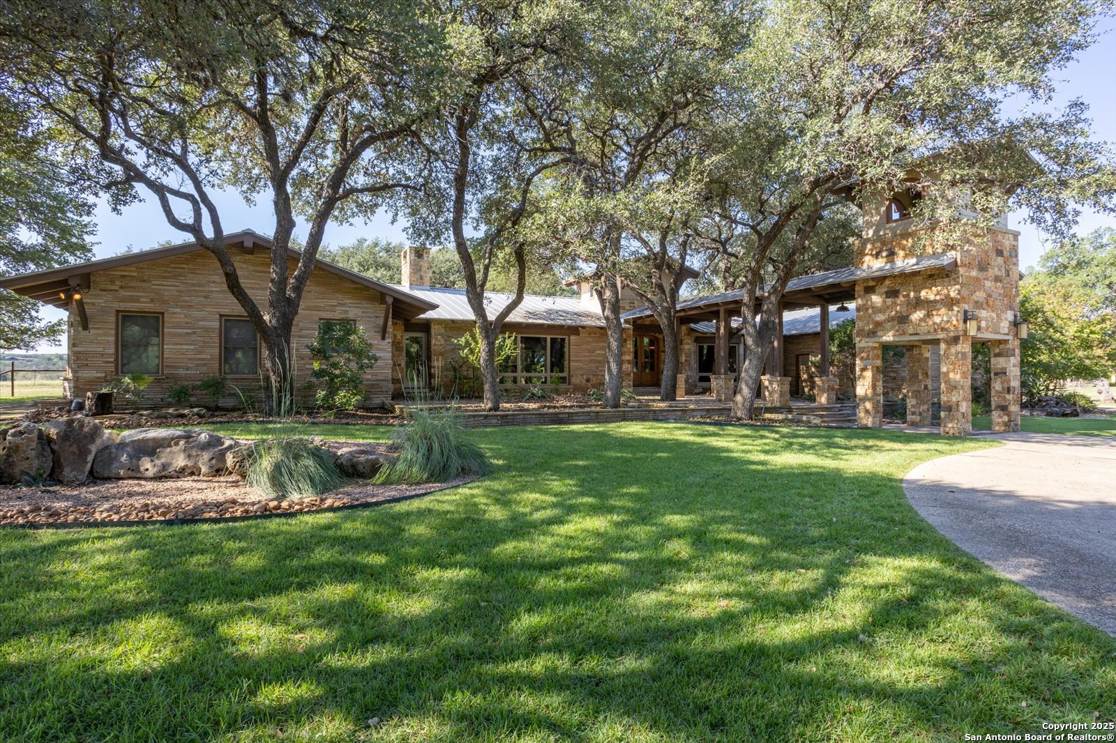 211 Bear Creek Road Ingram, TX 78025 - Photo 11 of 50