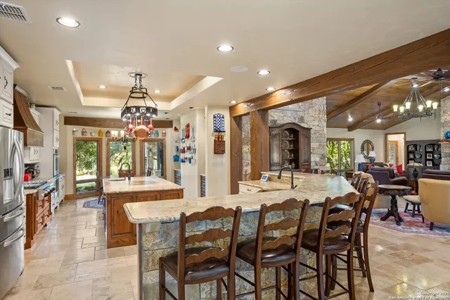 $9,250,000 | 211 Bear Creek Road, Ingram, TX 78025