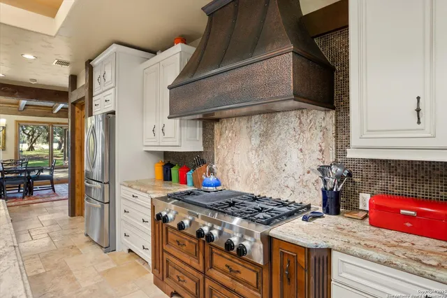 $9,250,000 | 211 Bear Creek Road, Ingram, TX 78025