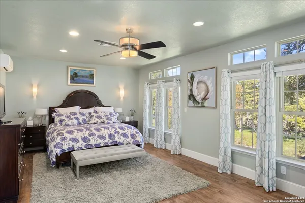 $9,250,000 | 211 Bear Creek Road, Ingram, TX 78025