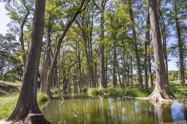 $9,250,000 | 211 Bear Creek Road, Ingram, TX 78025