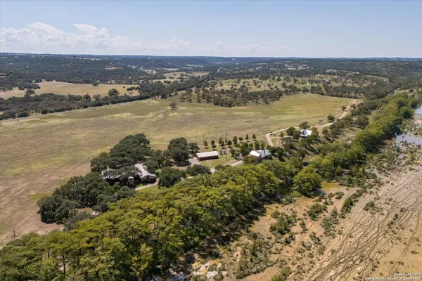 $9,250,000 | 211 Bear Creek Road, Ingram, TX 78025