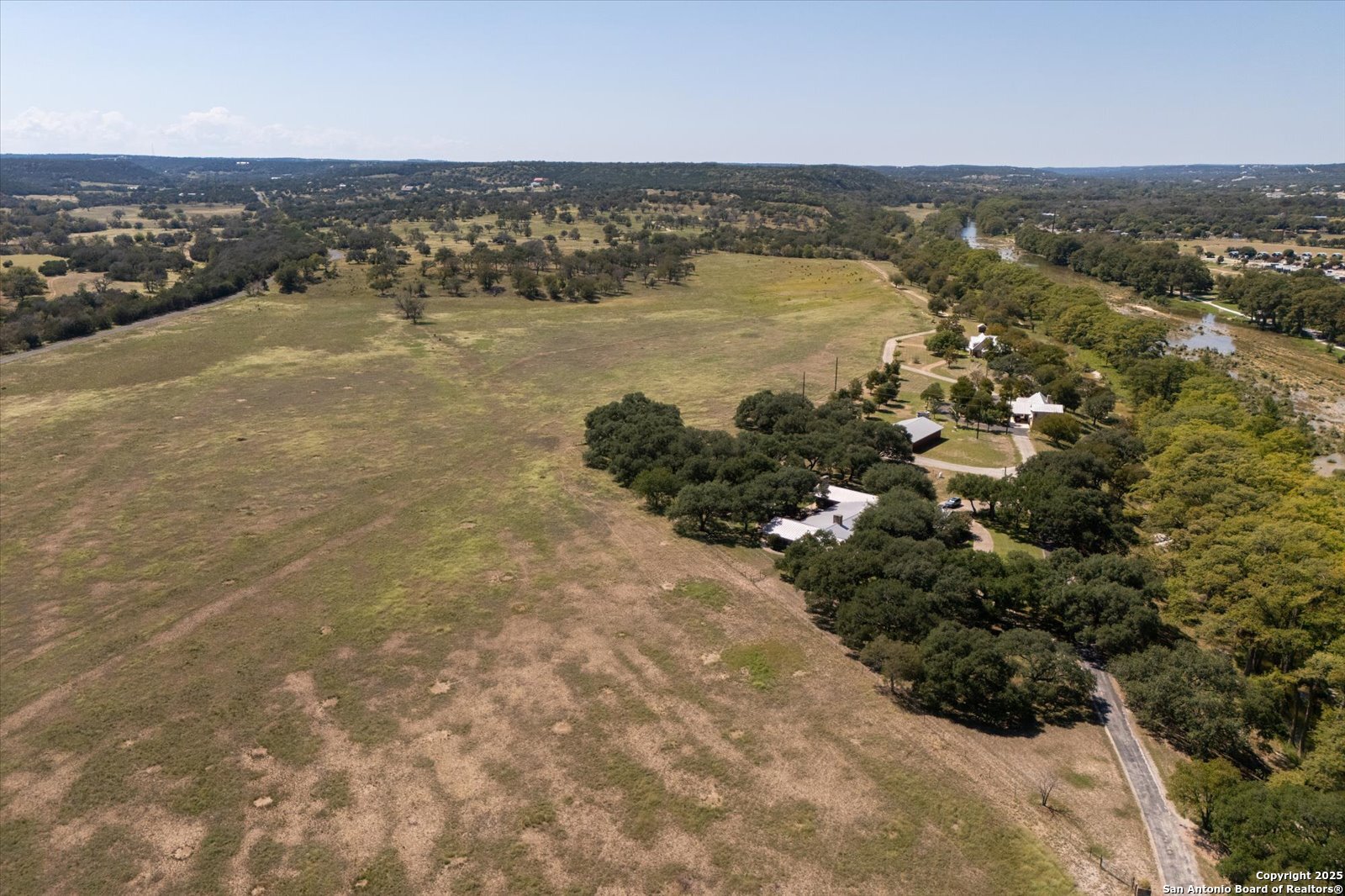 211 Bear Creek Road Ingram, TX 78025 - Photo 7 of 50