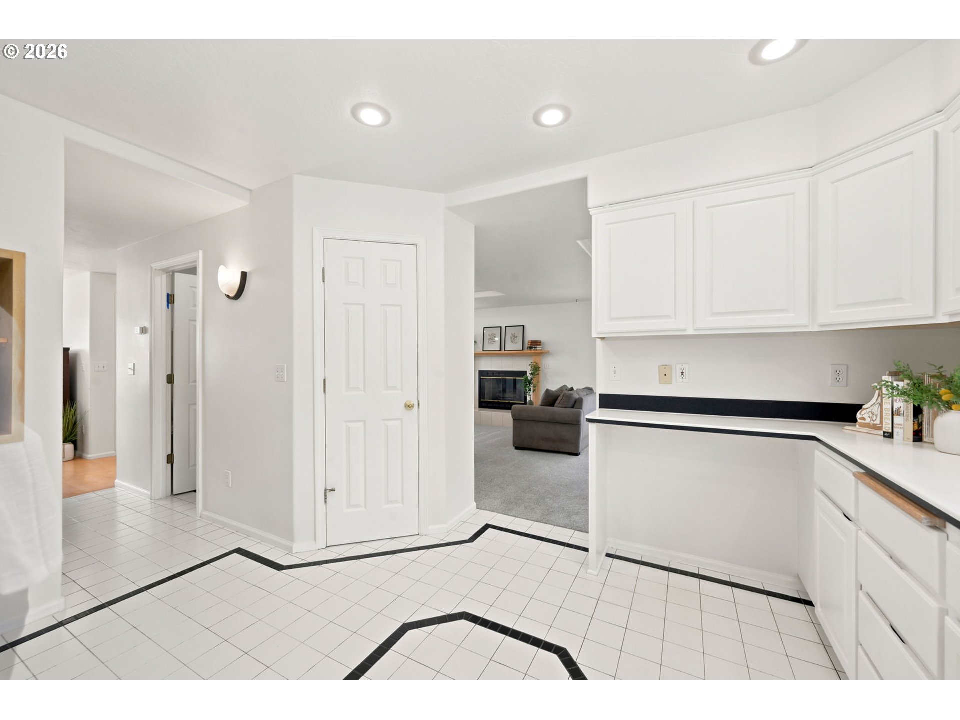 1512 T Street Springfield, OR 97477 - Photo 12 of 32