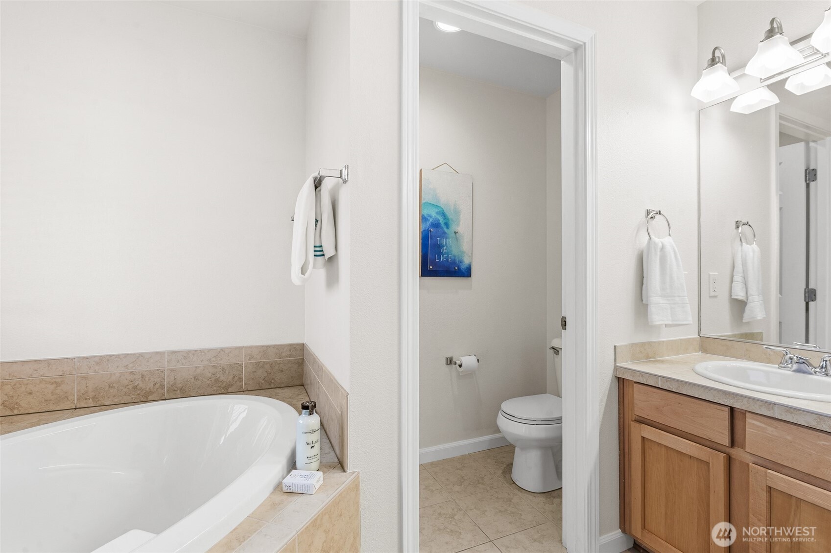 2017 Northeast 24th Place Renton, WA 98056 - Photo 31 of 37