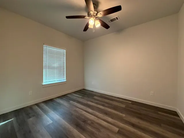 $1,650 | 405 North Andrews Avenue, Sherman, TX 75090