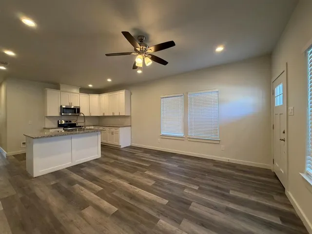 $1,650 | 405 North Andrews Avenue, Sherman, TX 75090