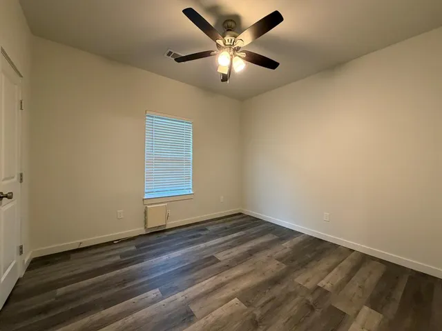 $1,650 | 405 North Andrews Avenue, Sherman, TX 75090