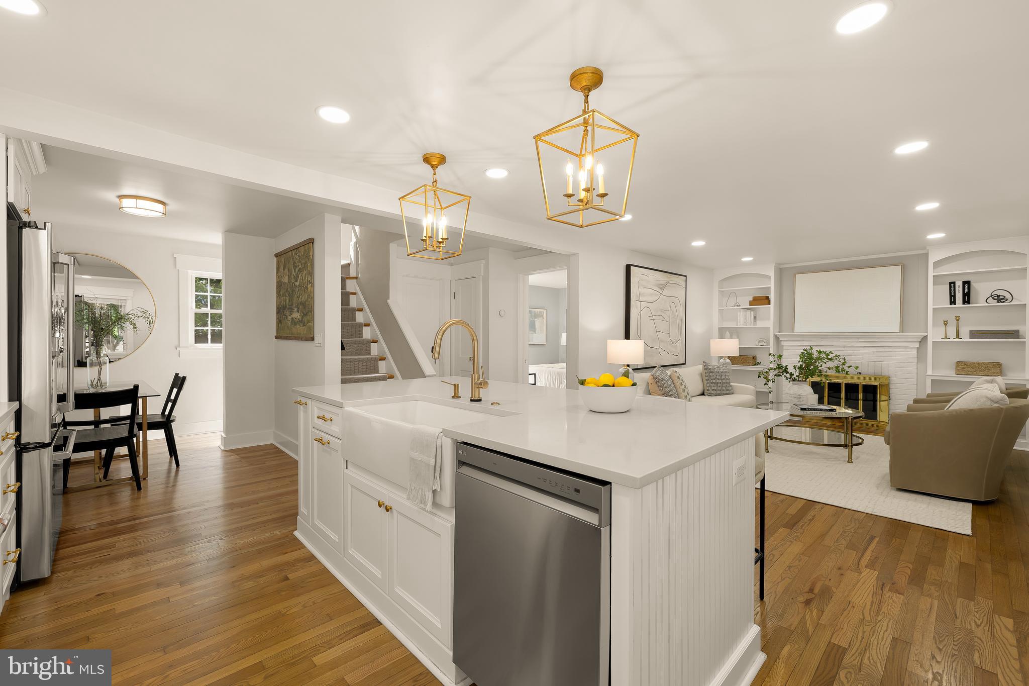 2832 Summerfield Road Falls Church, VA 22042 - Photo 8 of 43