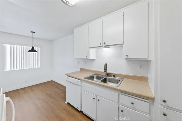 $1,800 | 16205 Cornuta Avenue, Unit 5, Bellflower, CA 90706