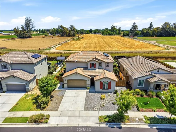 $515,000 | 470 Daphne Lane, Lemoore, CA 93245