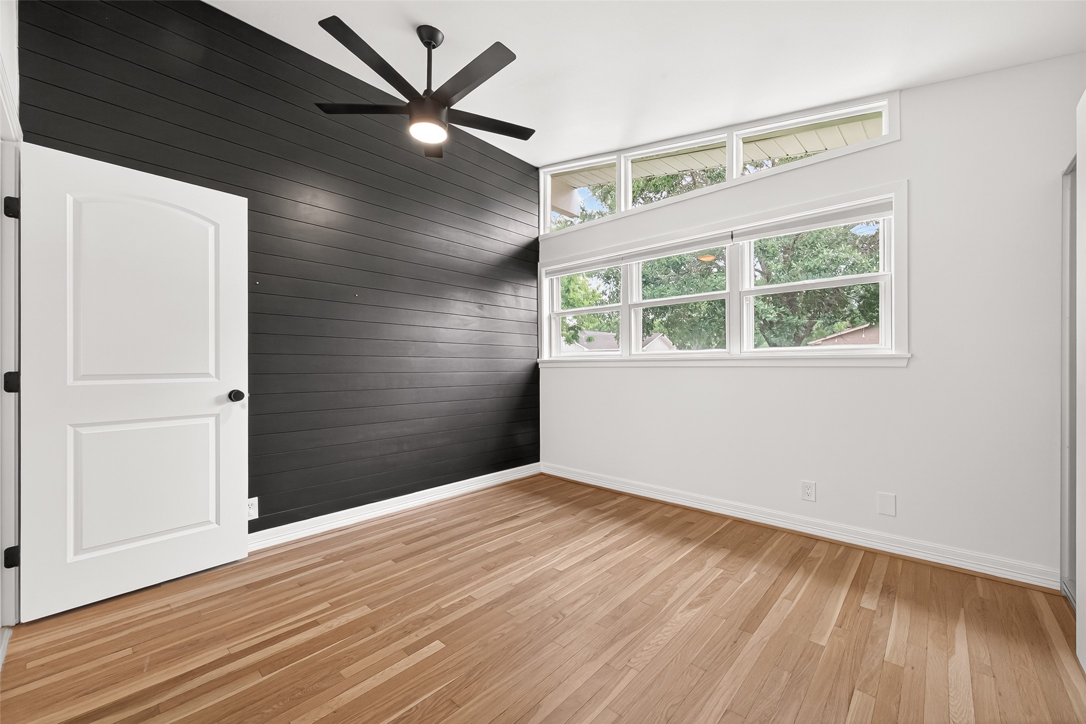 5422 Hummingbird Street Houston, TX 77096 - Photo 22 of 46