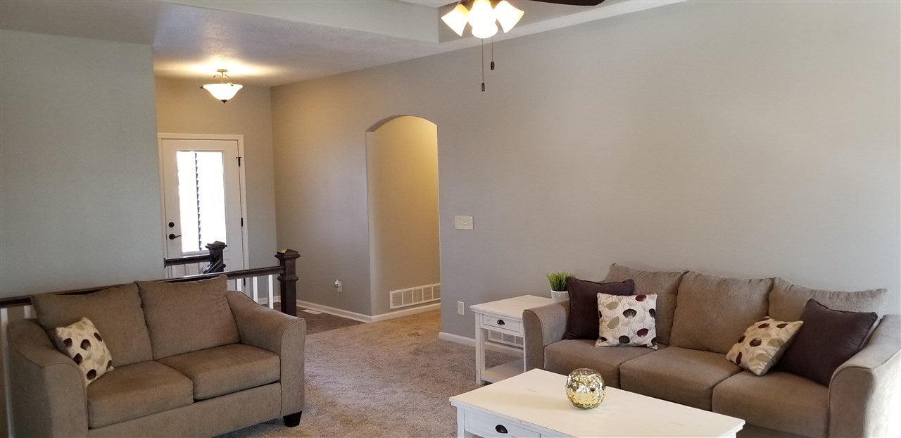 3115 West Point Circle Riverside, IA 52327 - Photo 4 of 41 Gallery Image 4