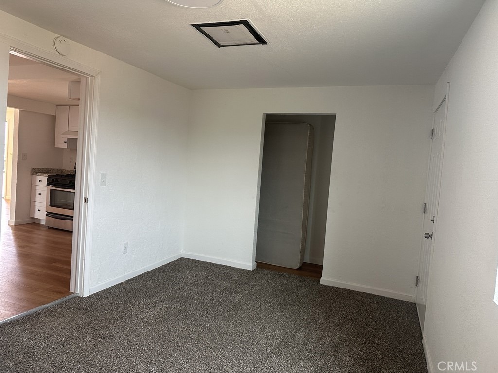 34929 Cedar Road Barstow, CA 92311 - Photo 4 of 22