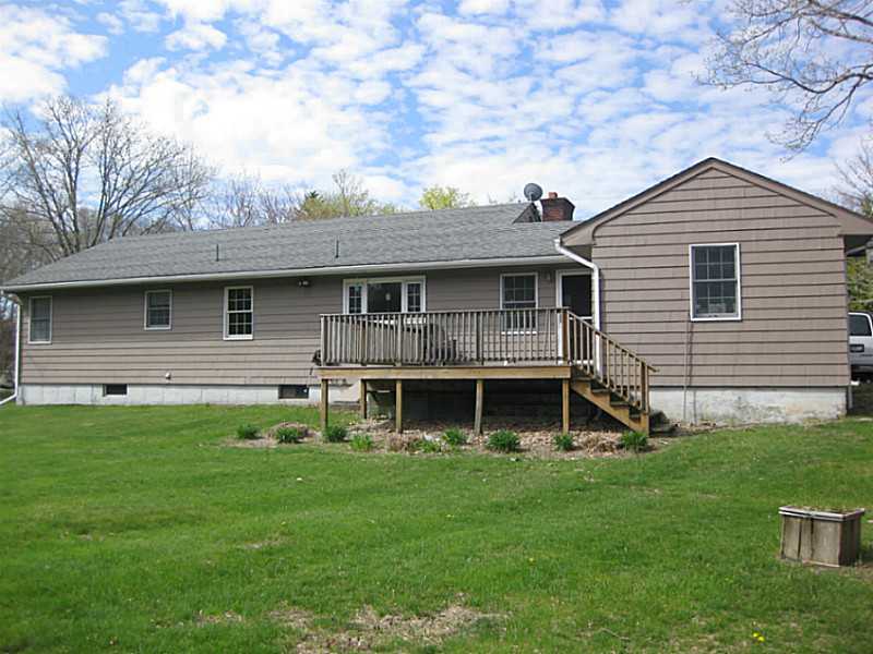 386 Stone Church Road Tiverton, RI 02878 - Photo 18 of 25 Exterior Back.