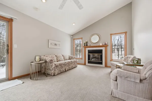 $500,000 | 8960 186th Avenue Northeast, Forest Lake, MN 55025