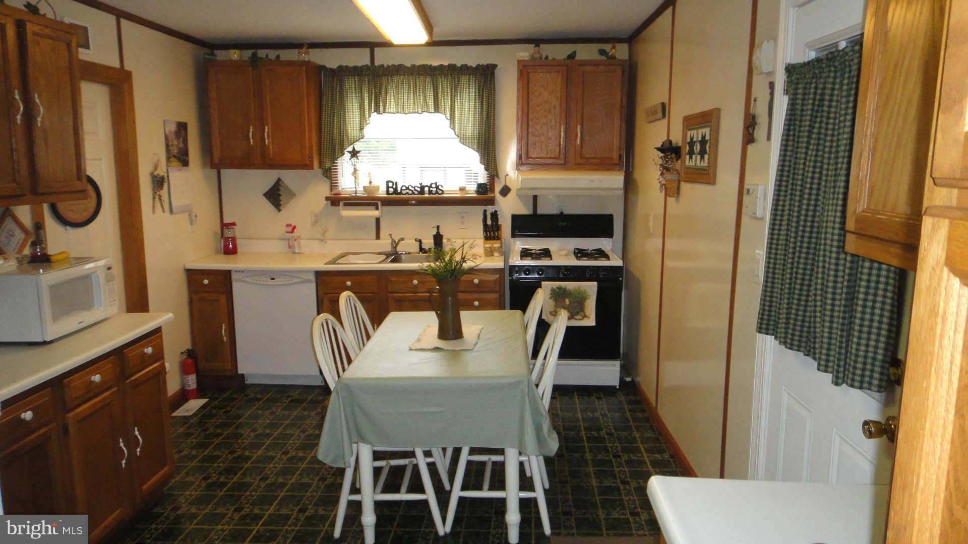 410 Hutton Road Elkton, MD 21921 - Photo 7 of 28 Kitchen