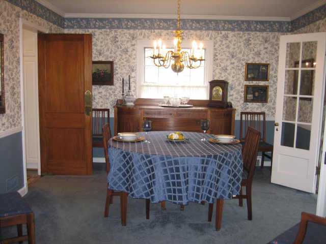 1716 Doone Road Columbus, OH 43221 - Photo 3 of 5
