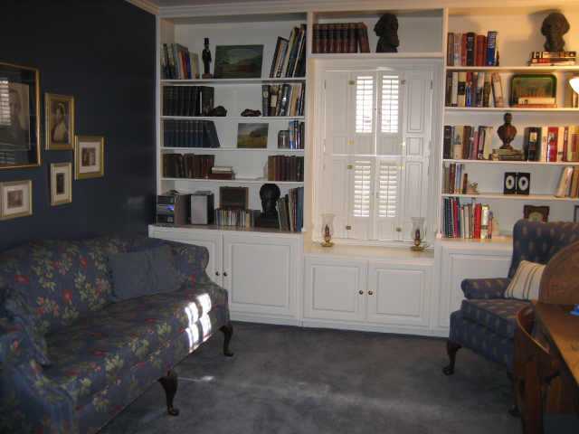 1716 Doone Road Columbus, OH 43221 - Photo 4 of 5