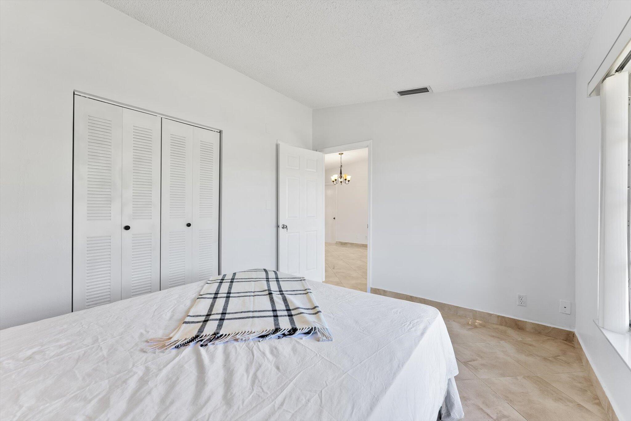 15860 Laurel Oak Circle Delray Beach, FL 33484 - Photo 14 of 22 14-1-14