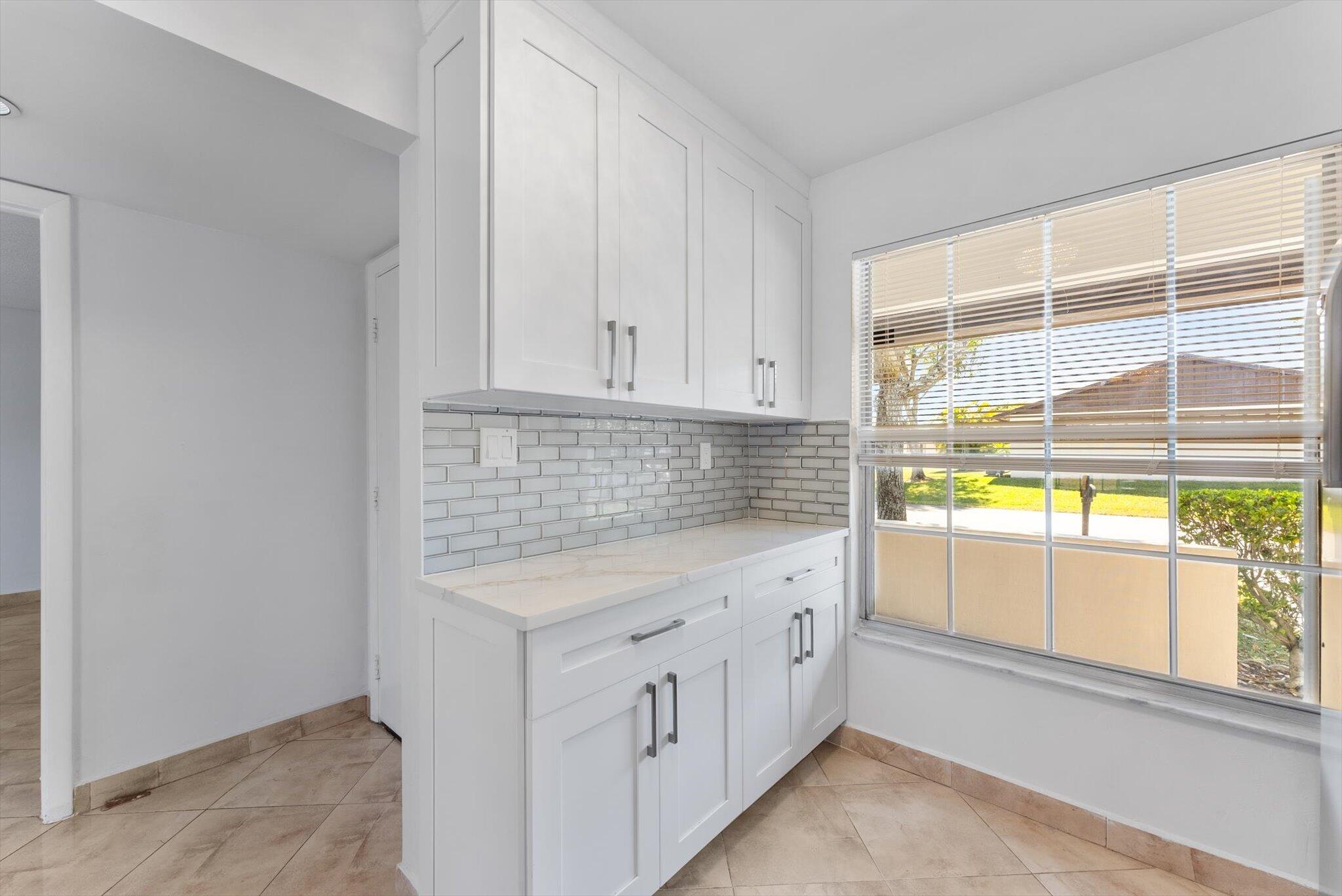 15860 Laurel Oak Circle Delray Beach, FL 33484 - Photo 7 of 22 07-1-7