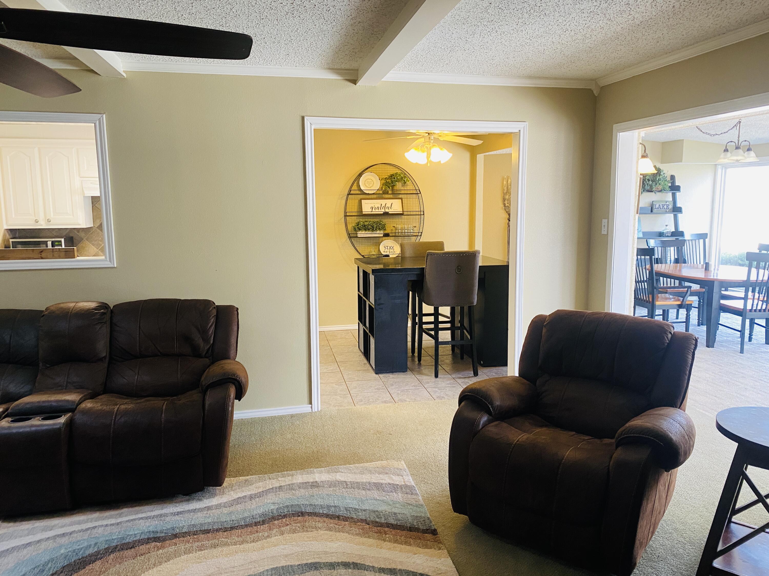 4710 64th Street Lubbock, TX 79414 - Photo 6 of 12 IMG_6443