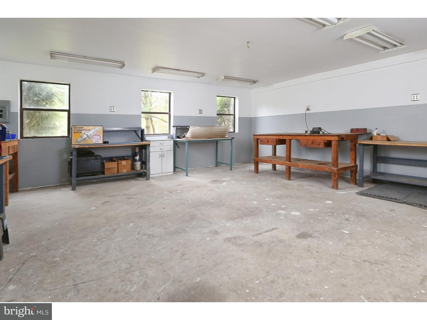 485 Salina Road Sewell, NJ 08080 - Photo 18 of 19 Office / Study