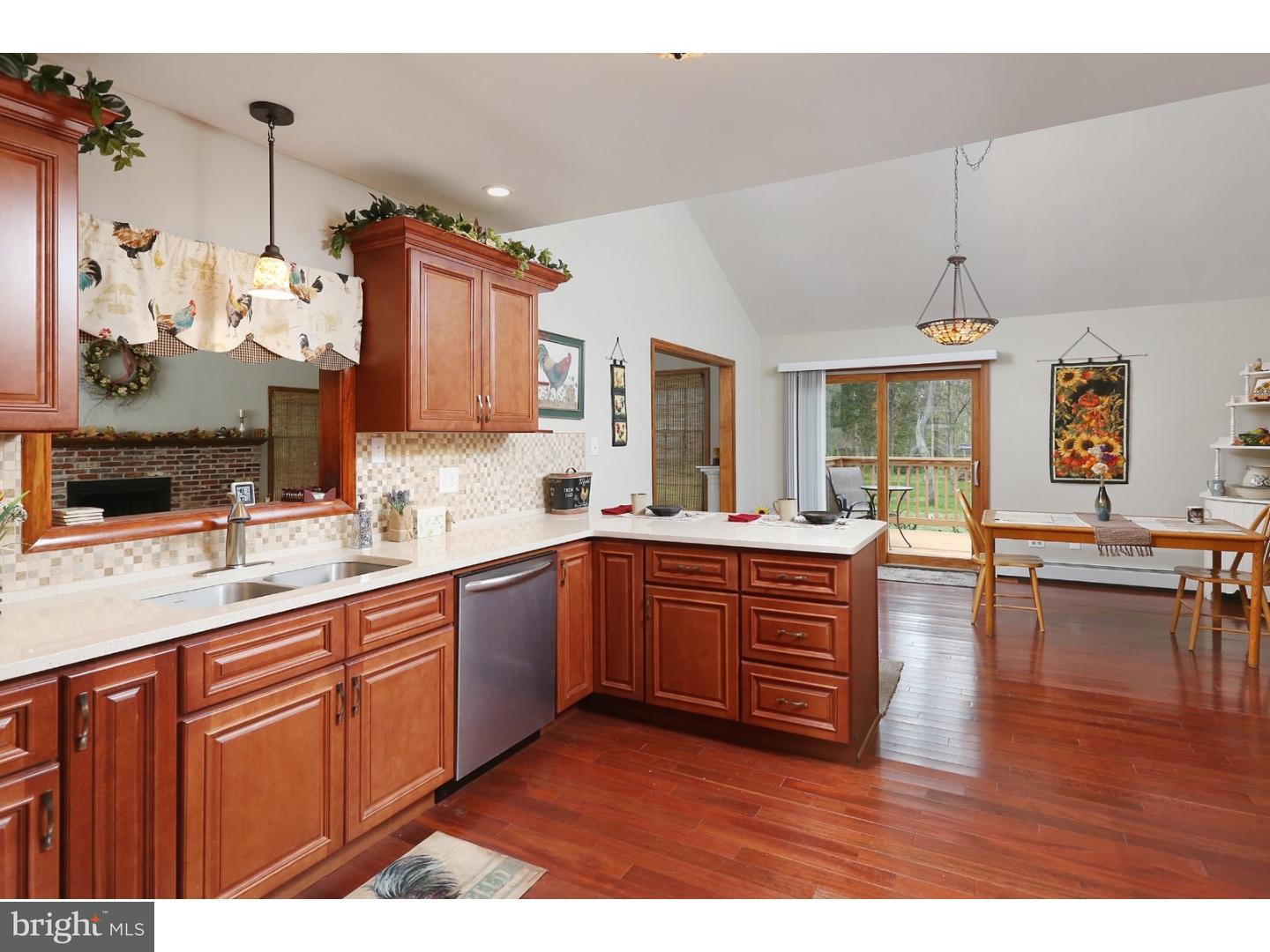 485 Salina Road Sewell, NJ 08080 - Photo 3 of 19 Kitchen