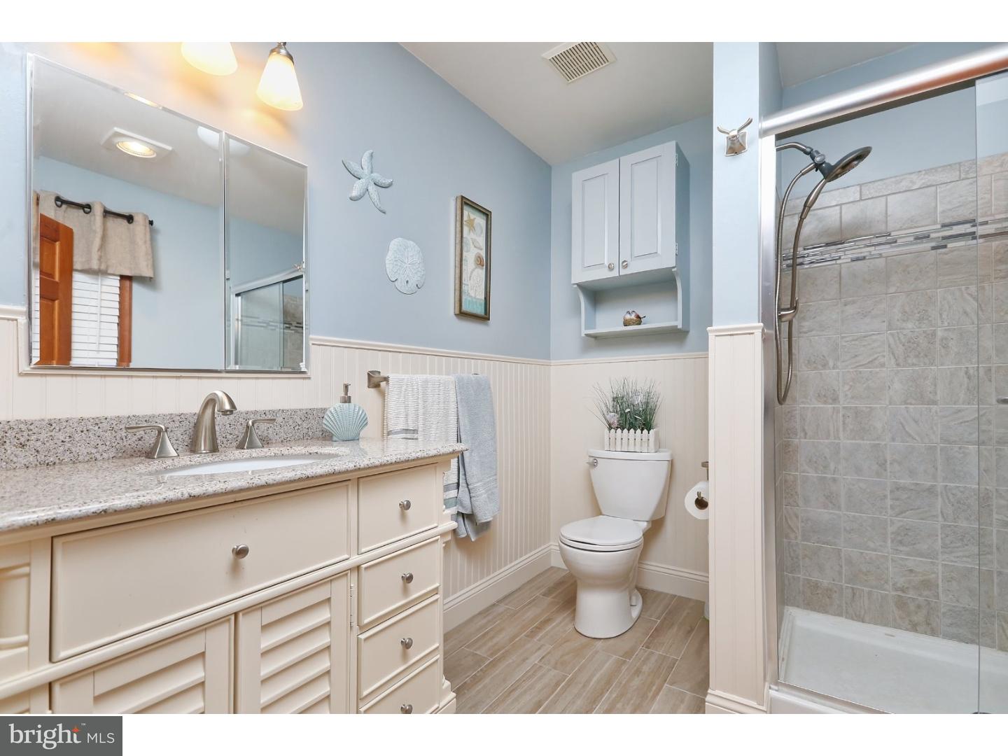 485 Salina Road Sewell, NJ 08080 - Photo 8 of 19 Master Bathroom