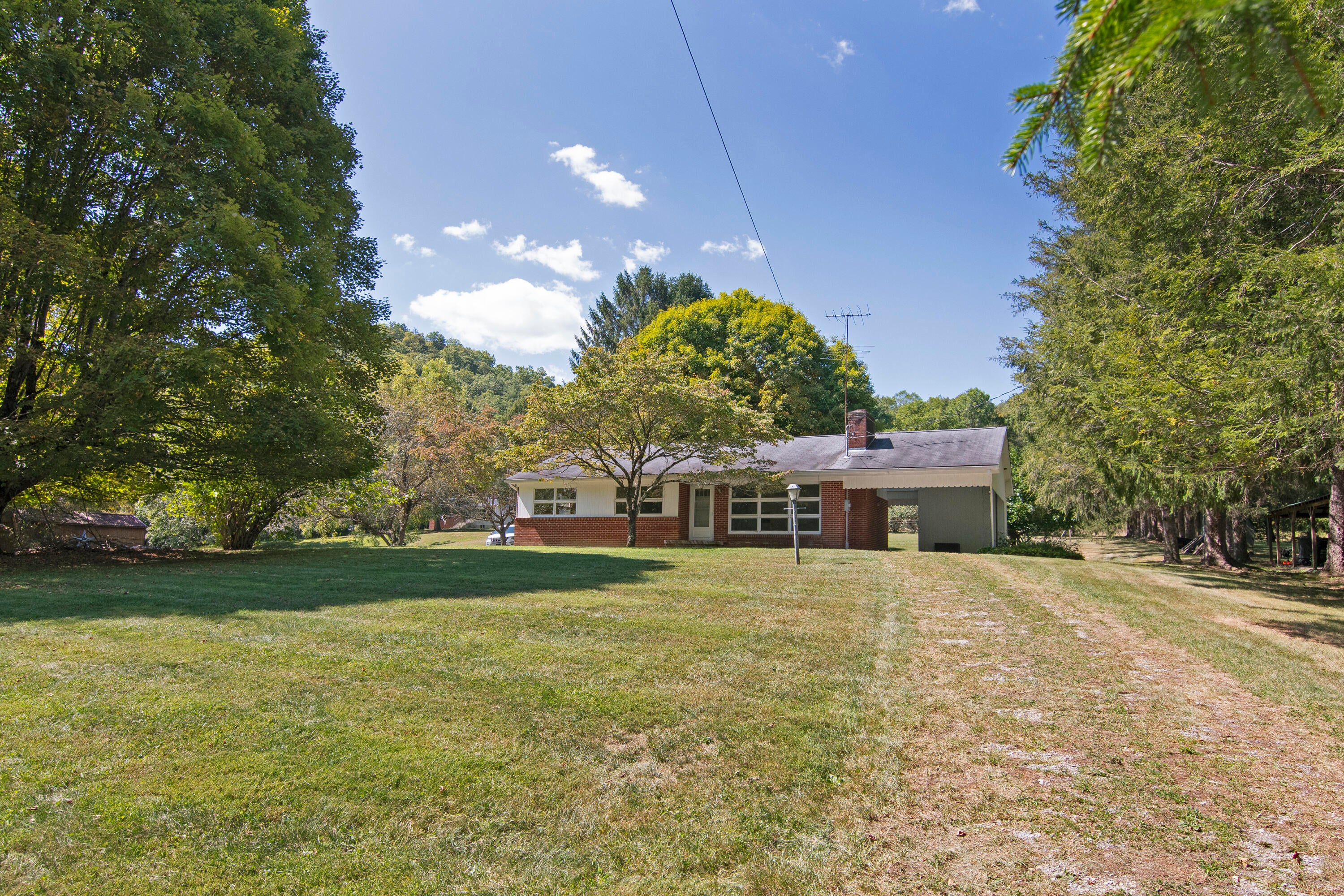155 Dickson Road Caldwell, WV 24925 - Photo 78 of 78 Gallery Image 78