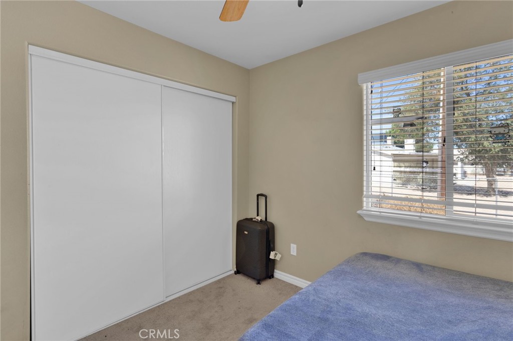 13597 Kiowa Road Apple Valley, CA 92308 - Photo 28 of 44