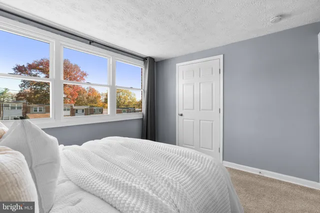 $190,000 | 430 Burbank Court, Halethorpe, MD 21227